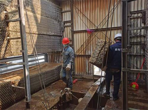 玻璃鋼冷卻塔發生破裂該如何進行預防呢(玻璃鋼冷卻塔噪聲標準)